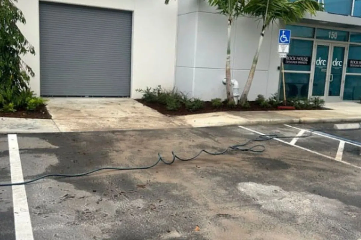 Commercial Sidewalk - Before